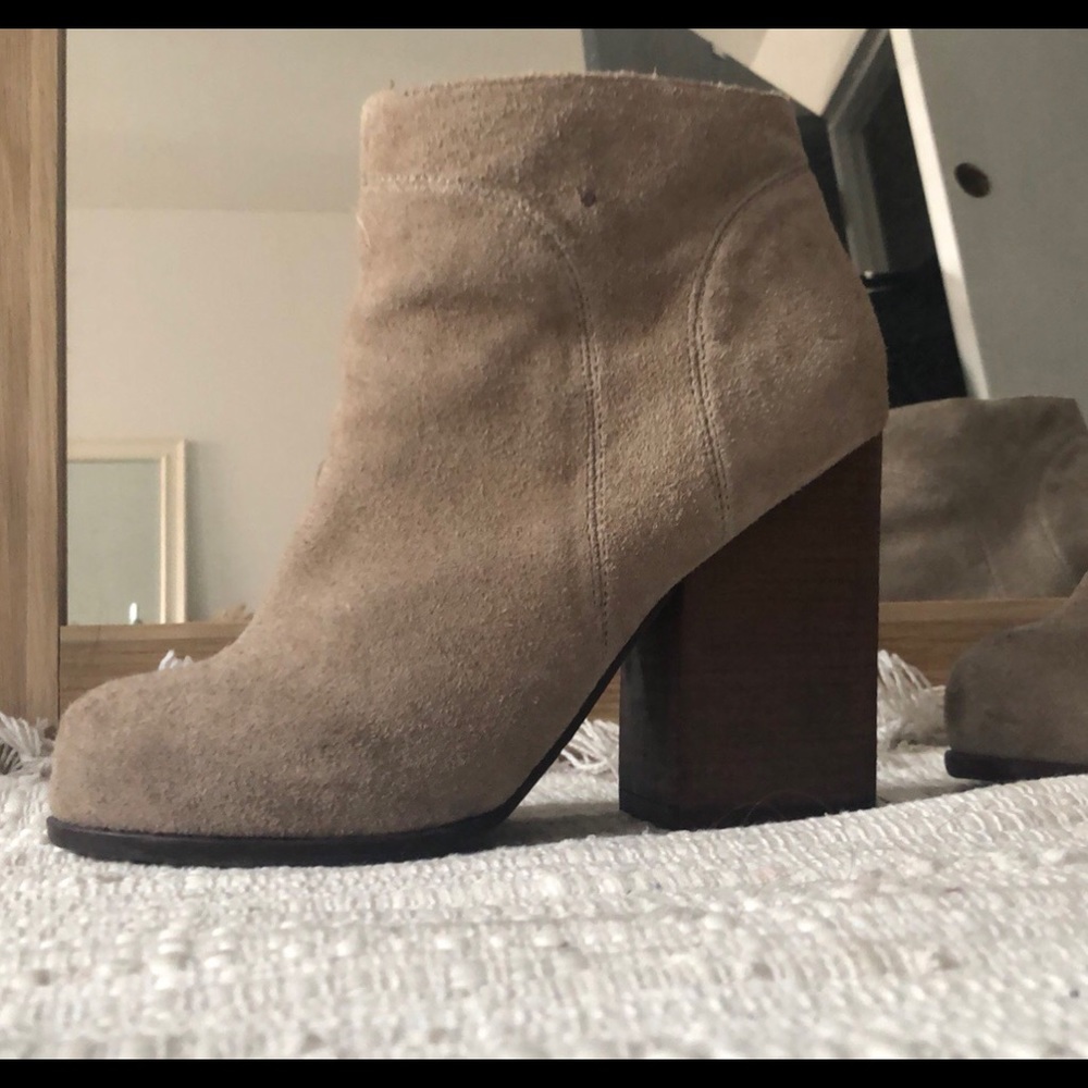 Jeffrey Campbell Suede booties